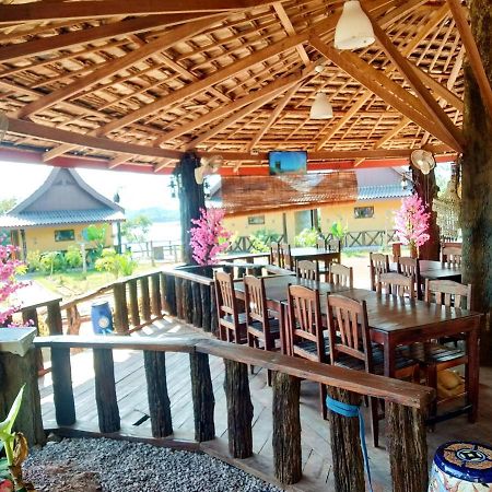 Nirvana Archipel Resort Vang Vieng Exterior photo