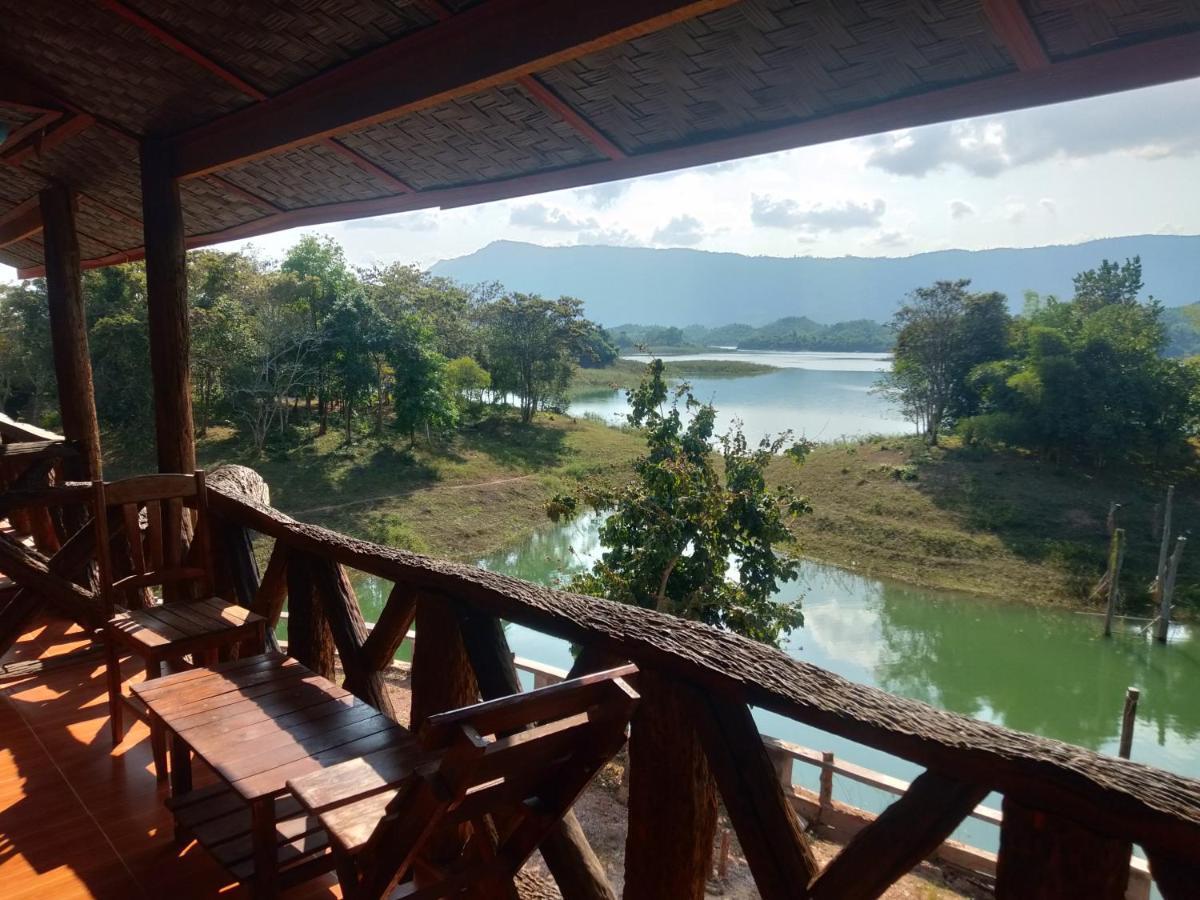 Nirvana Archipel Resort Vang Vieng Exterior photo